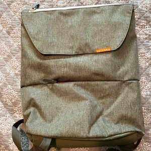 Doterra convention backpack, khaki